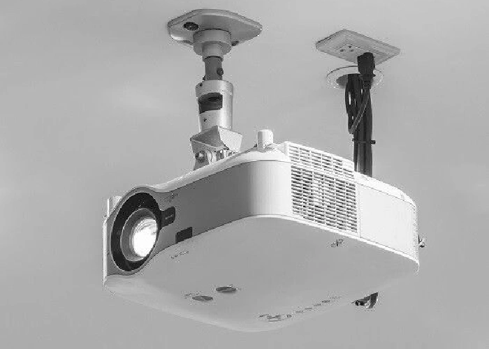 Read more about the article پروژکتور